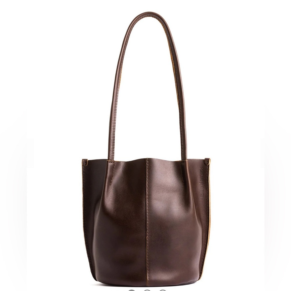 Portland Leather Devan classic bucket tote- grizzly